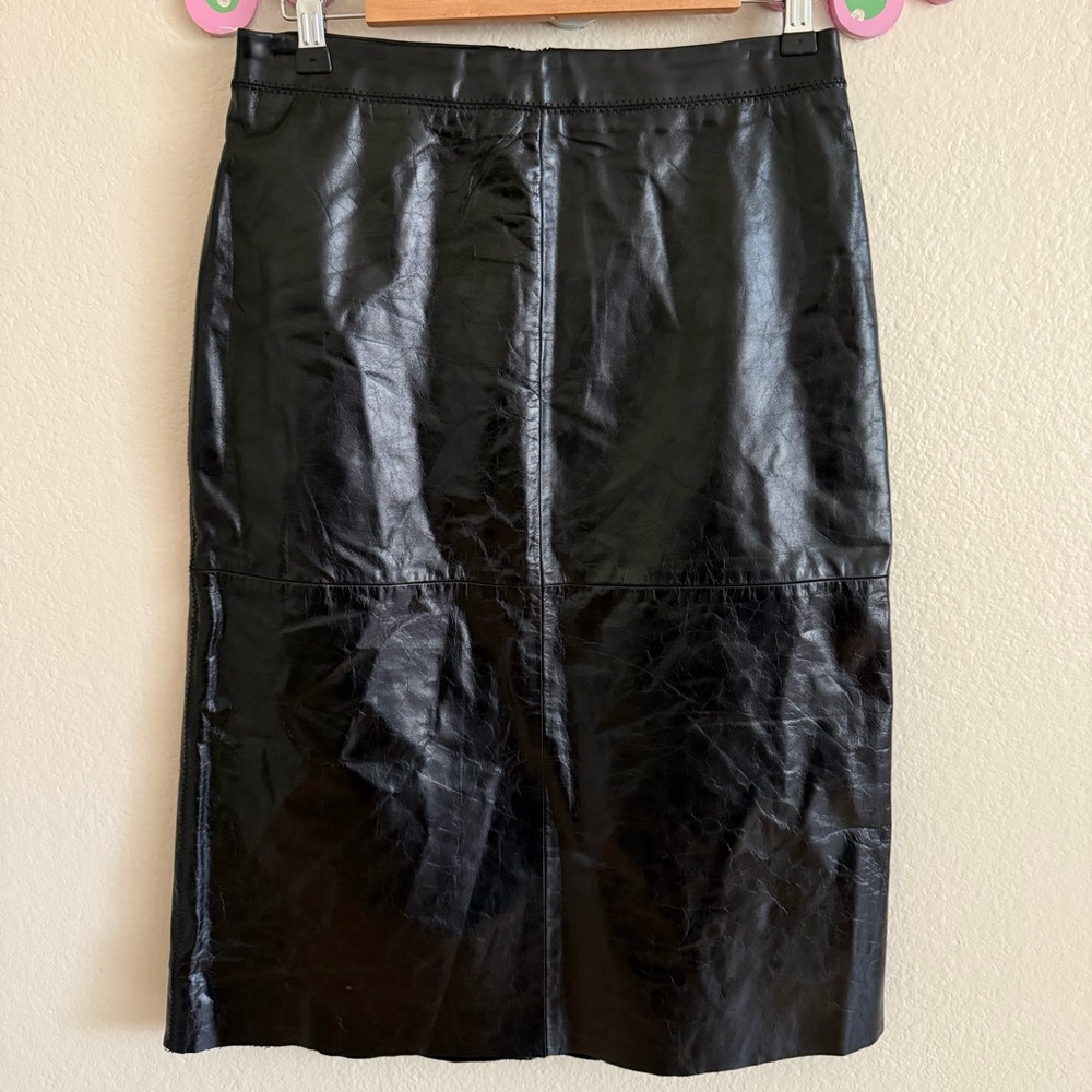 Black Leather Pencil Skirt - Modern Women's Workwear by Gap Size 6